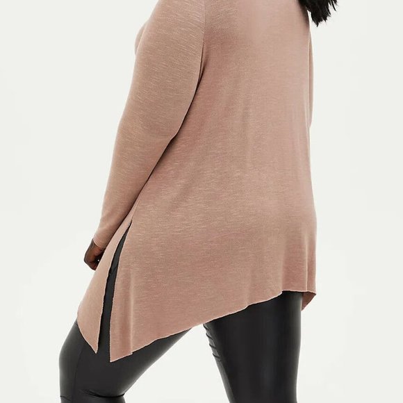 Torrid NWT Hacci Turtleneck Sharkbite Long Sleeve Tunic Sweater Size 1X - Picture 4 of 15